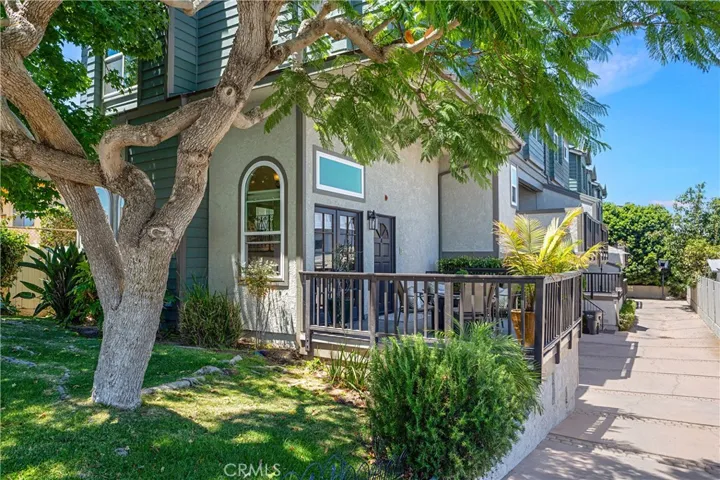 2517 Gates Avenue A, Redondo Beach, California 90278