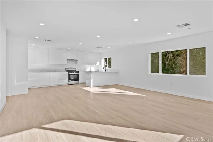 6842 Cedros Avenue, Van Nuys, California 91405