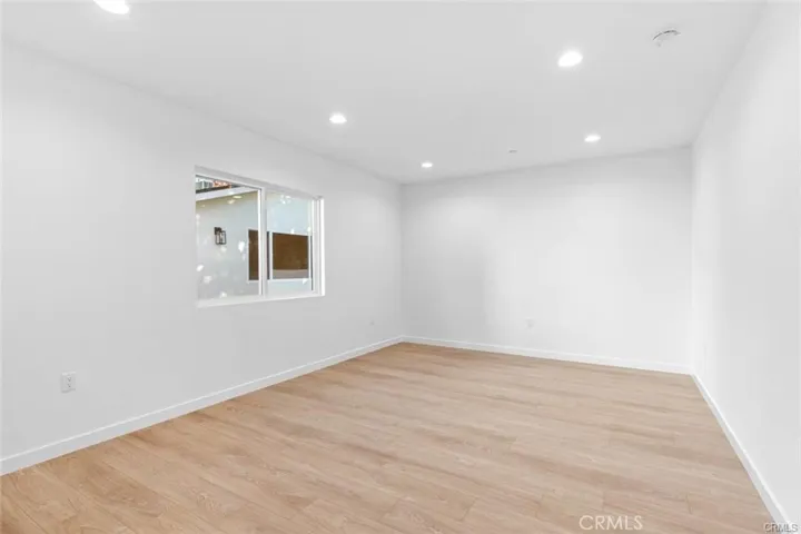6842 Cedros Avenue, Van Nuys, California 91405