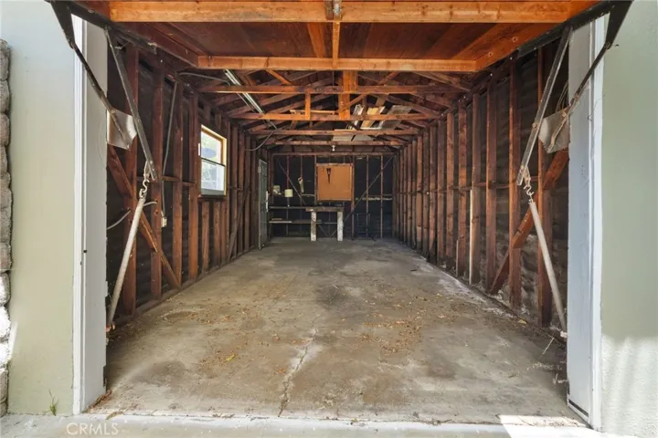 15841 Marlin Place, Lake Balboa, California 91406