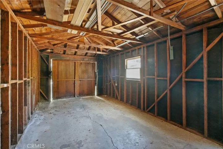 15841 Marlin Place, Lake Balboa, California 91406