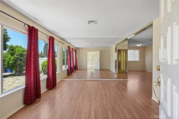 15841 Marlin Place, Lake Balboa, California 91406