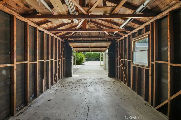 15841 Marlin Place, Lake Balboa, California 91406