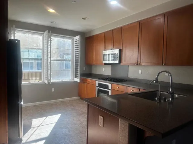 760 Mente Linda Loop, Milpitas, California 95035