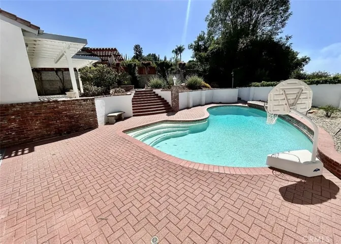 22525 Flamingo, Woodland Hills, California 91364