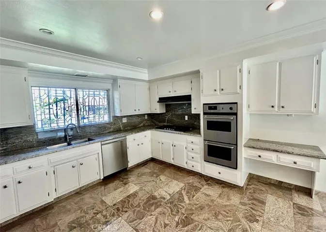 22525 Flamingo, Woodland Hills, California 91364
