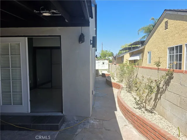 9523 Stanwin, Arleta, California 91331