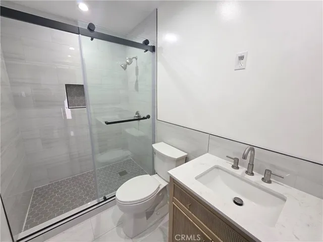 9523 Stanwin, Arleta, California 91331