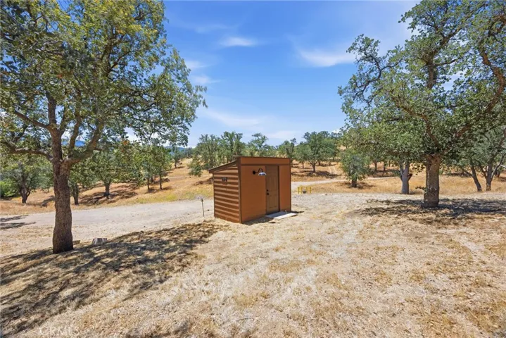 20205 Old Town Road, Tehachapi, California 93561