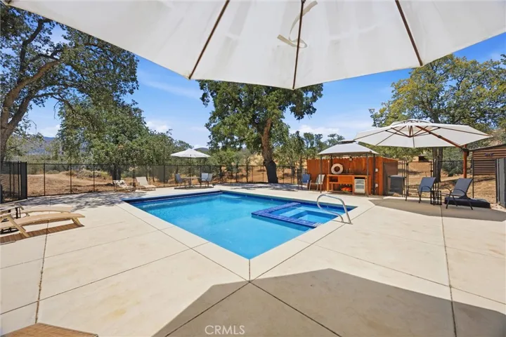 20205 Old Town Road, Tehachapi, California 93561
