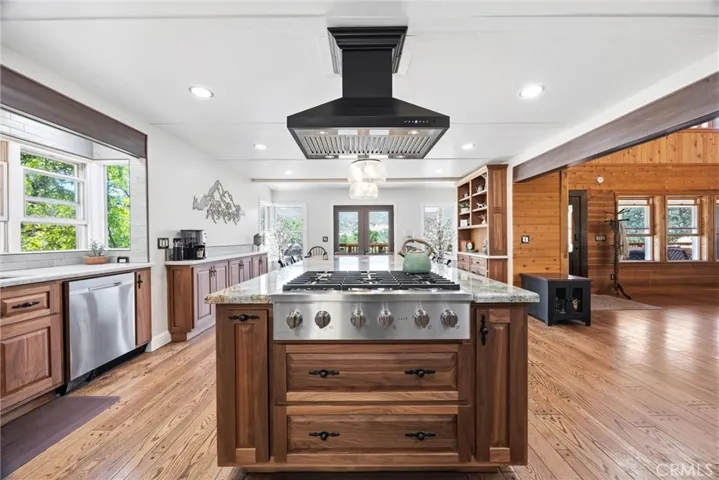 20205 Old Town Road, Tehachapi, California 93561