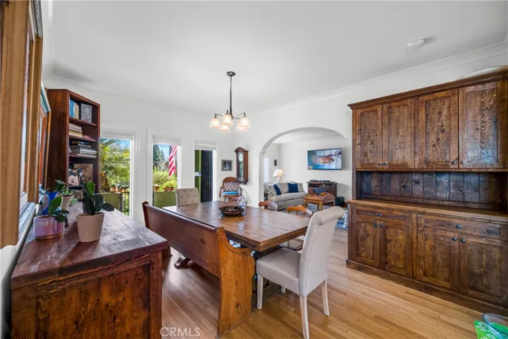 1245 S Hudson, Los Angeles, California 90019