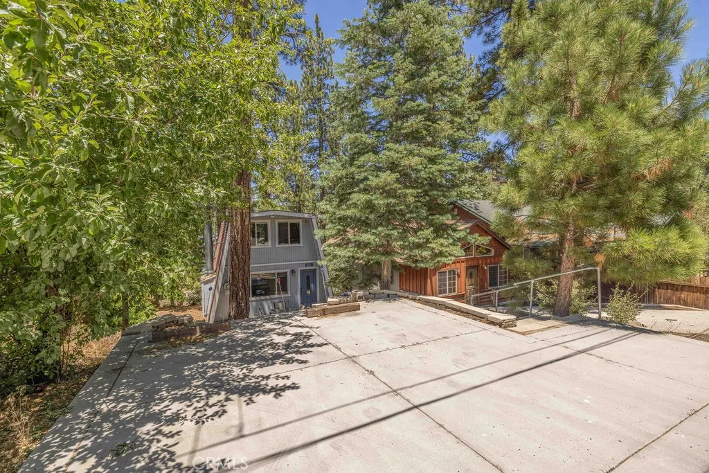 1111 W Alta Vista, Big Bear City, California 92314 — photo 5