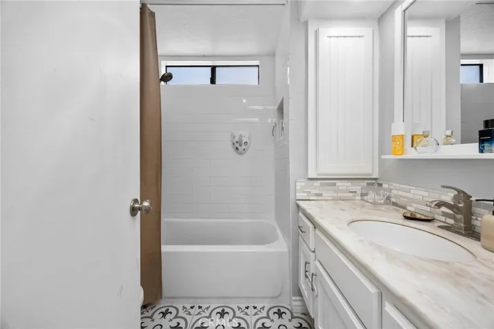 15251 Leffingwell 8, Whittier, California 90604