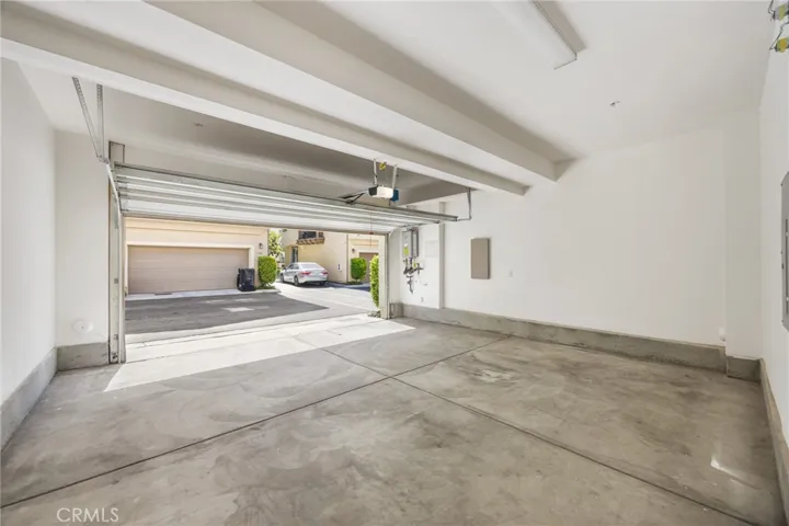 6366 Aquila Way, Eastvale, California 91752