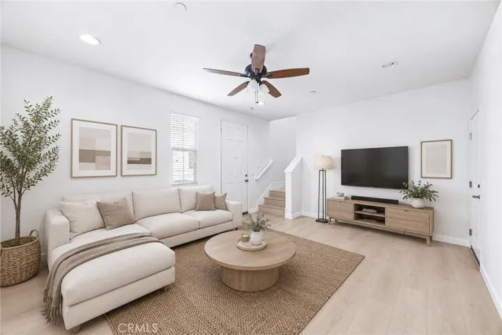 Den/Office Virtual Staging