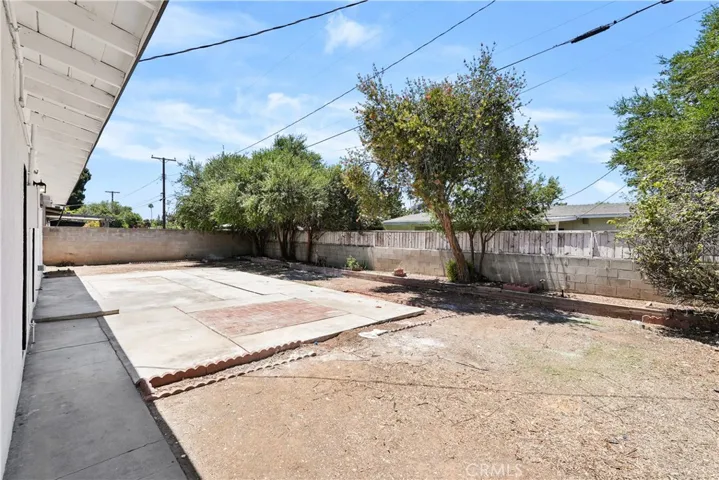 4092 Overland, Riverside, California 92503