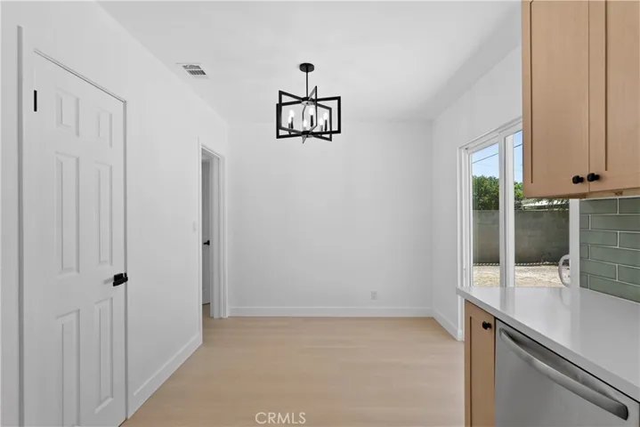 4092 Overland, Riverside, California 92503
