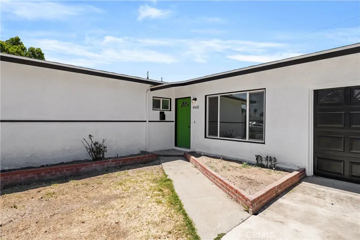 4092 Overland, Riverside, California 92503
