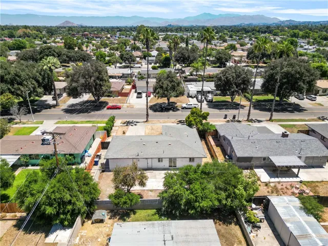 4092 Overland, Riverside, California 92503