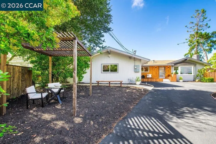 1009 Regio Court, Lafayette, California 94549