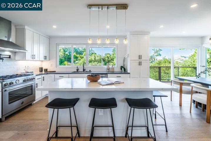 1009 Regio Court, Lafayette, California 94549