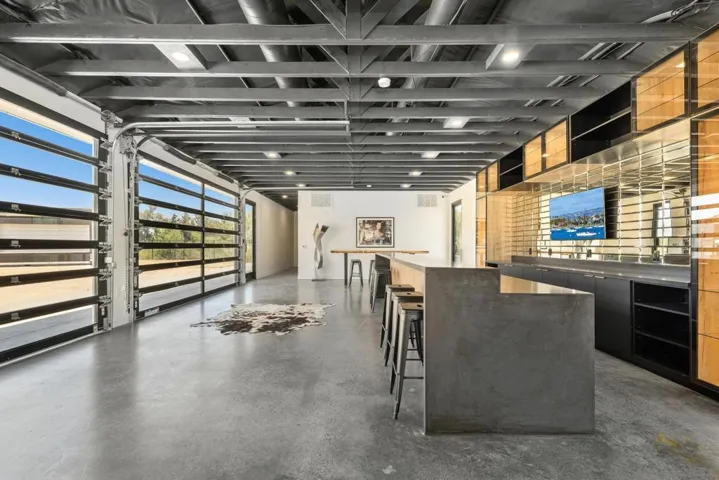 36051 E Benton Rd, Temecula, California 92592