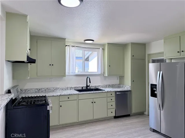 175 S Vallejo Way, Upland, California 91786