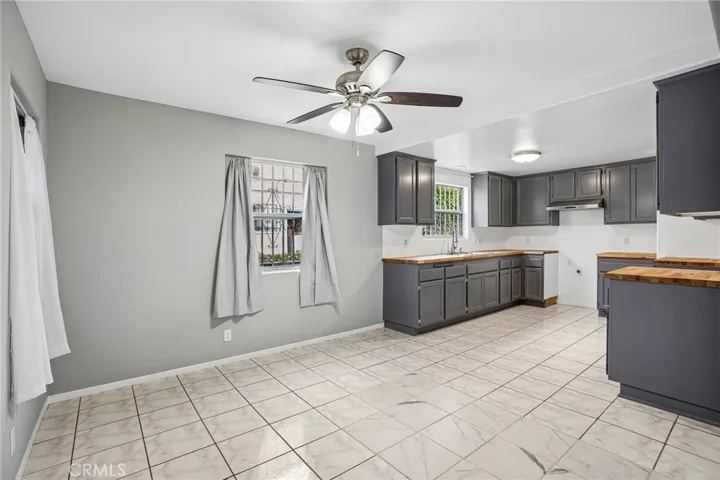 1503 1/2 W Adams, Los Angeles, California 90007