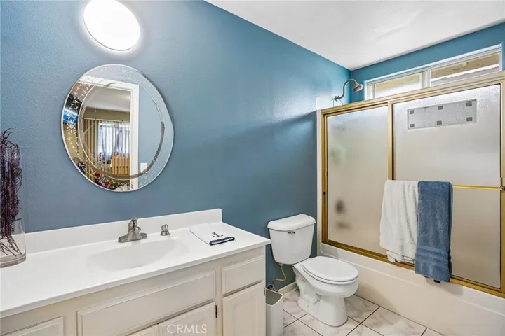 1503 1/2 W Adams, Los Angeles, California 90007