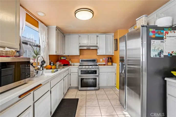 1503 1/2 W Adams, Los Angeles, California 90007