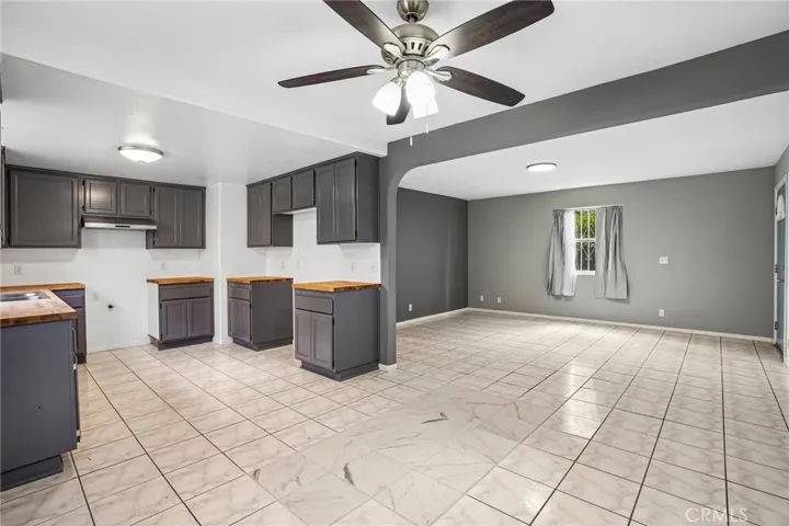 1503 1/2 W Adams, Los Angeles, California 90007