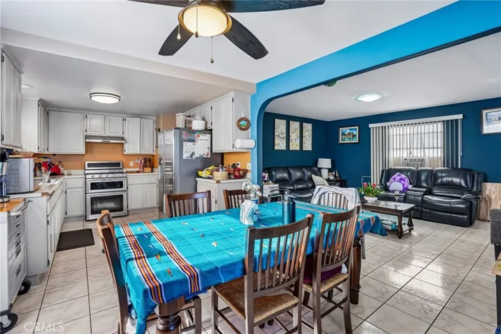 1503 1/2 W Adams, Los Angeles, California 90007