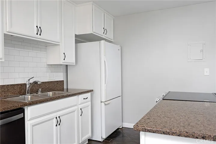 17572 Vandenberg Lane 01, Tustin, California 92780