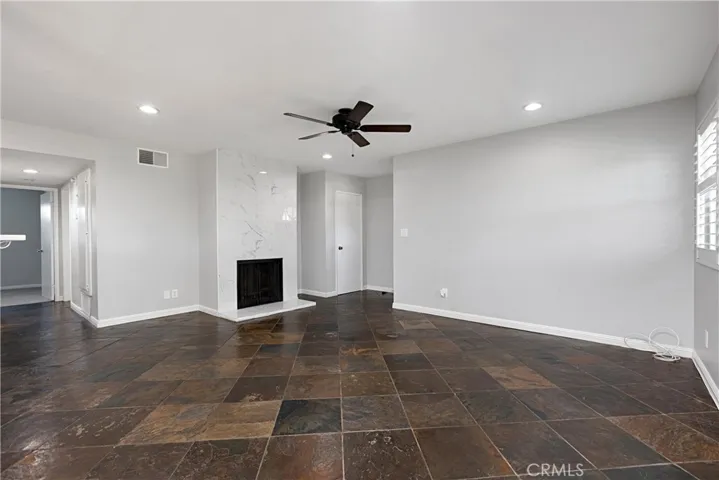 17572 Vandenberg Lane 01, Tustin, California 92780