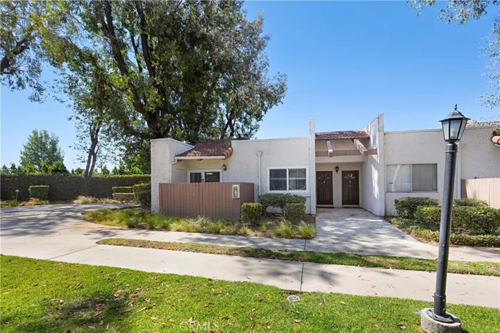 17572 Vandenberg Lane 01, Tustin, California 92780