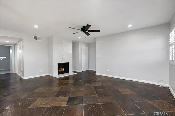 17572 Vandenberg Lane 01, Tustin, California 92780