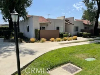 17572 Vandenberg Lane 01, Tustin, California 92780