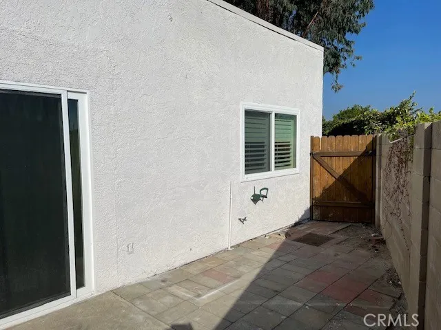 17572 Vandenberg Lane 01, Tustin, California 92780