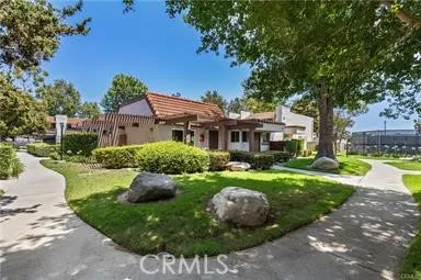 17572 Vandenberg Lane 01, Tustin, California 92780