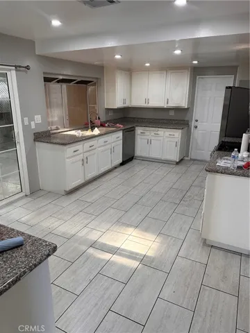 19259 Kenya, Los Angeles, California 91326