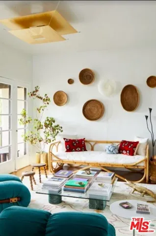 6684 Bonair Place, Los Angeles, California 90068