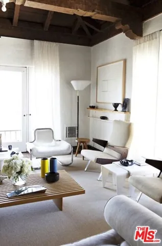 6684 Bonair Place, Los Angeles, California 90068