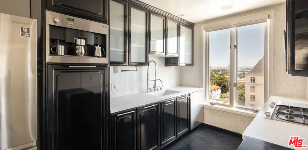 1424 N Crescent Heights Boulevard 61, Los Angeles, California 90046