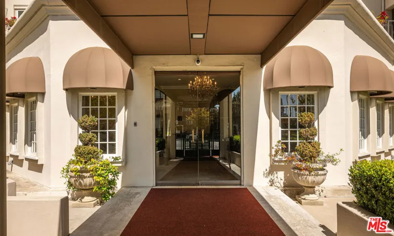 1424 N Crescent Heights Boulevard 61, Los Angeles, California 90046