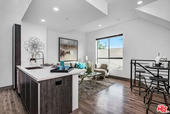 644 N Normandie Avenue, Los Angeles, California 90004