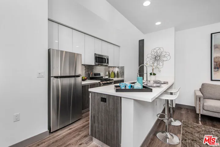 644 N Normandie Avenue, Los Angeles, California 90004