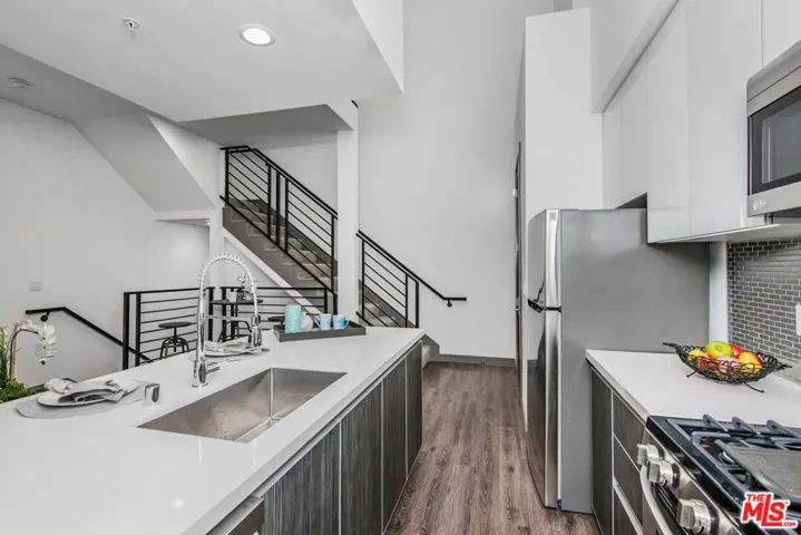 644 N Normandie Avenue, Los Angeles, California 90004