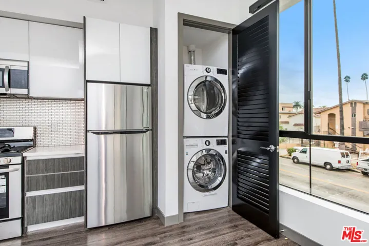 644 N Normandie Avenue, Los Angeles, California 90004