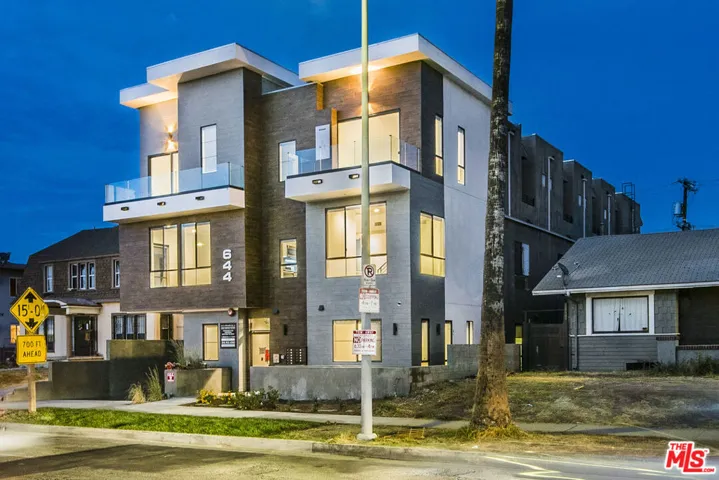 644 N Normandie Avenue, Los Angeles, California 90004